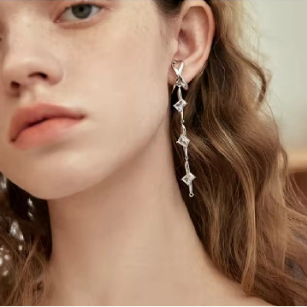 1 Pc Long Tassel Zircon Ears Cuffs Silver Color Cross Fake Cartilage Ear Clips Earrings for Women Ms Wedding Daily Jewelry Gift
